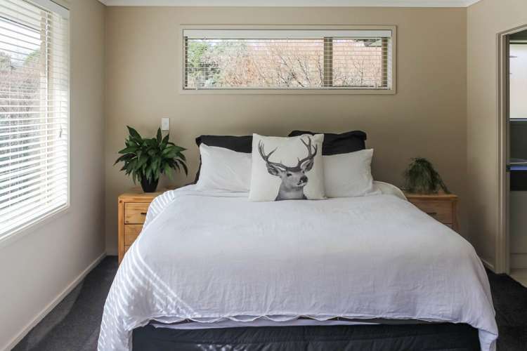 90 Taiapa Road Muriwai_10