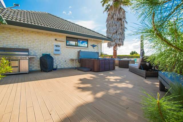 14 Libnai Avenue Clover Park_1