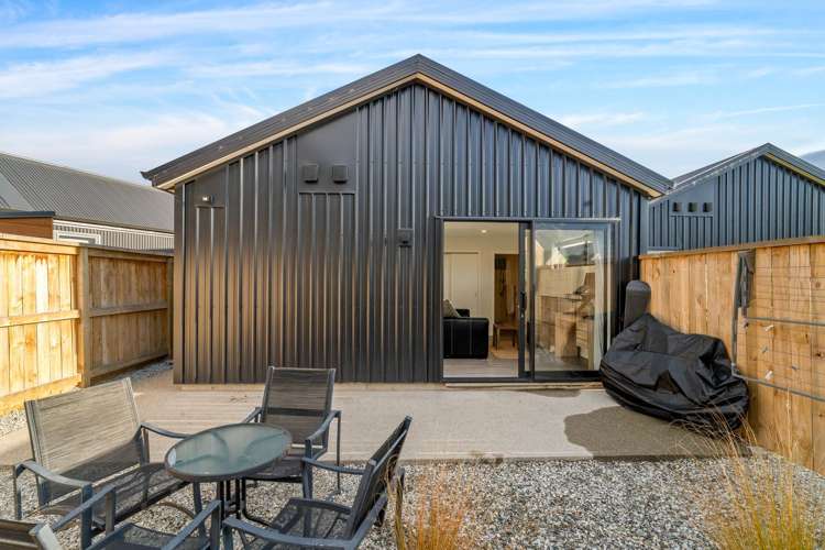 9 Spur Ridge Rise Jacks Point_15