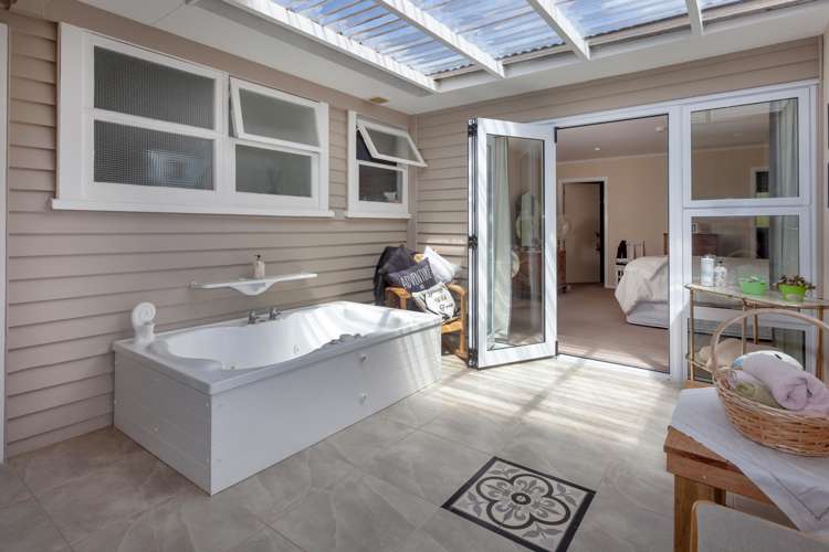 3 Laycock Road Tairua_15