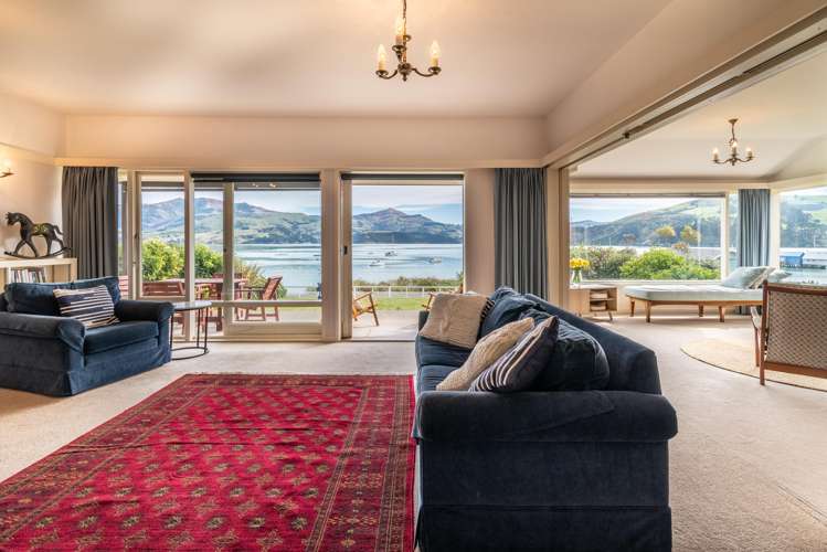 113 Beach Road Akaroa_7