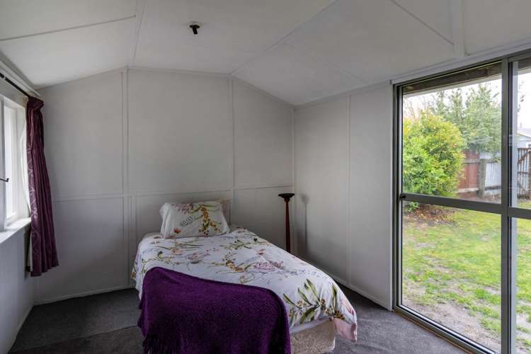 2 Lewis Street Redwoodtown_19