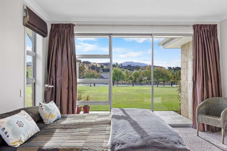 8 Hidden Hills Drive Wanaka_14