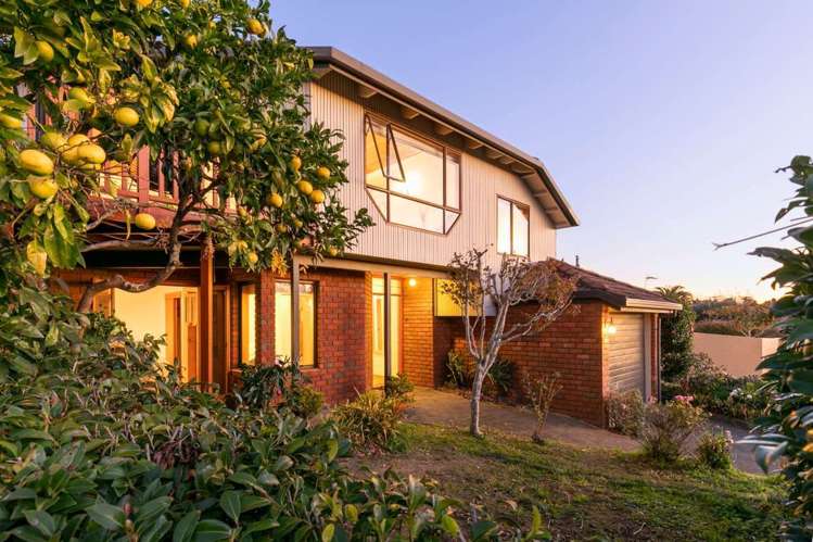 2/36 Tarawera Terrace_0