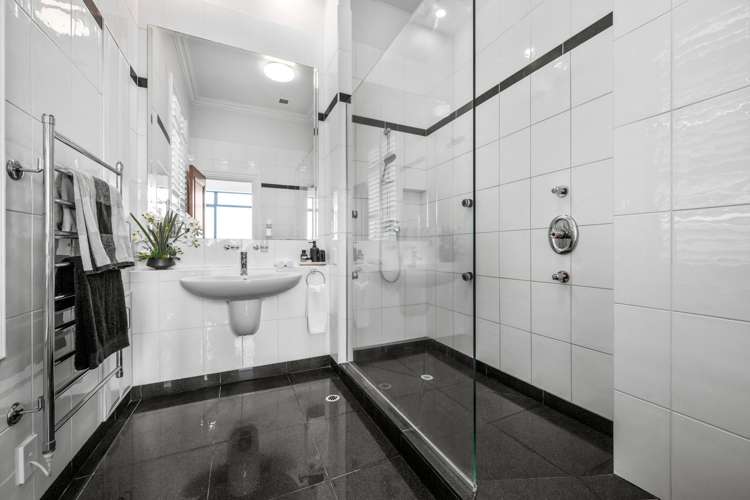 10C/50 Eden Crescent Auckland Central_20