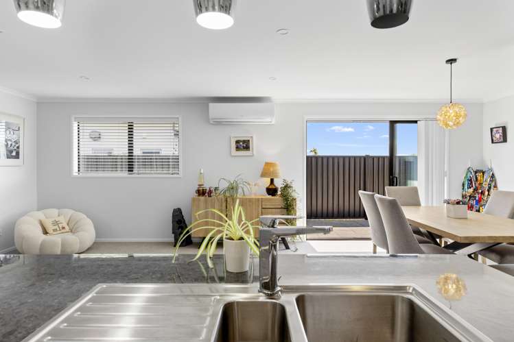 11 Tuhua Close Wharewaka_11