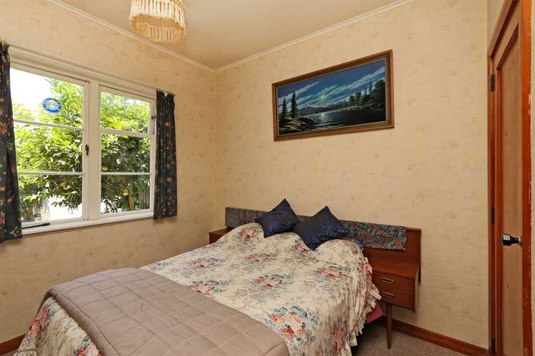 406 Willowpark Road South Akina_6