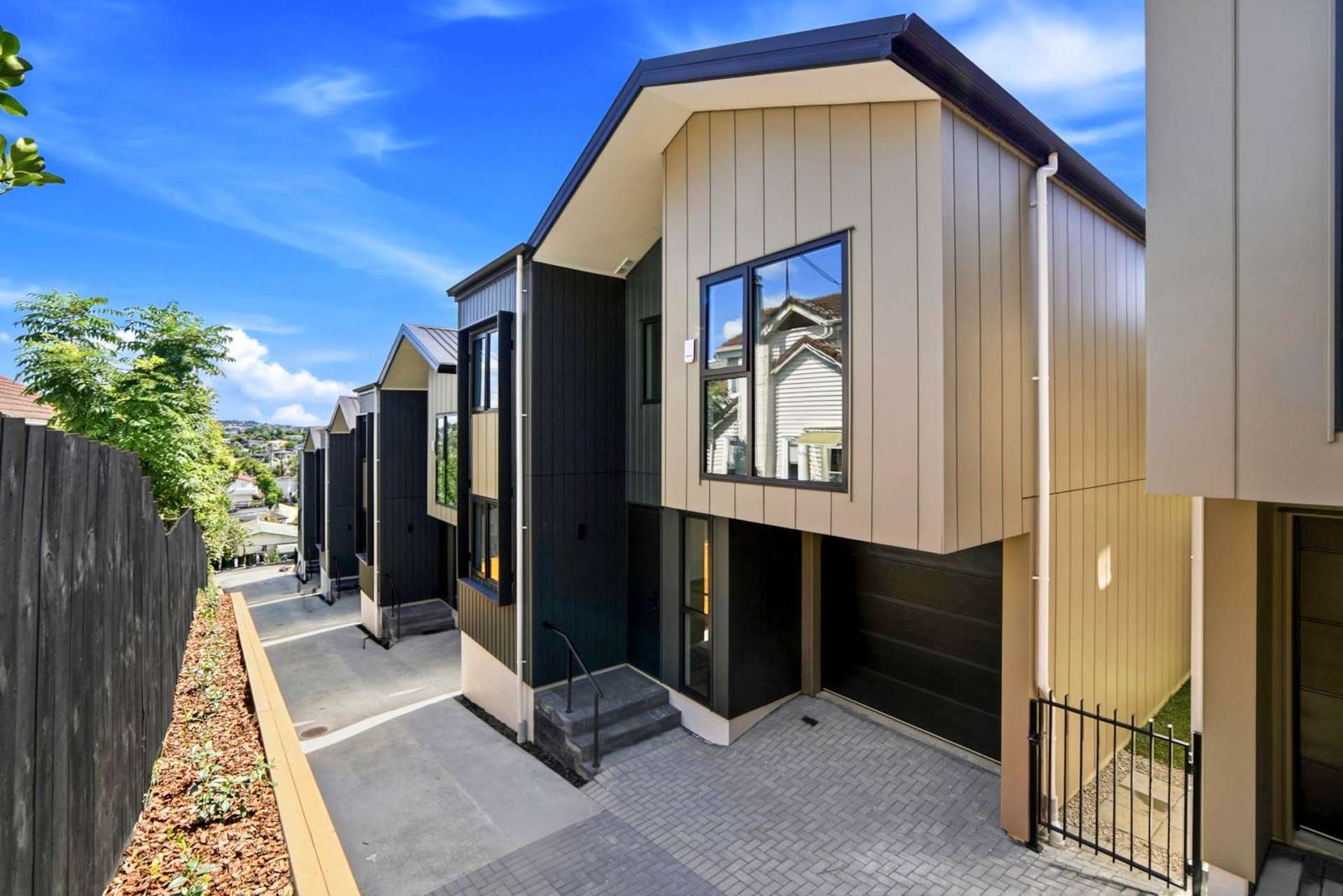 Lot 4/584 Beach Road Rothesay Bay_0