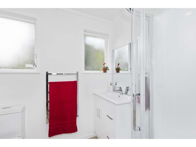 7 Titchener Street New Lynn_14