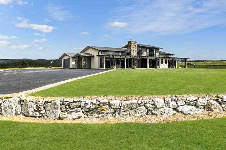 220 Taieri Peak Road_0