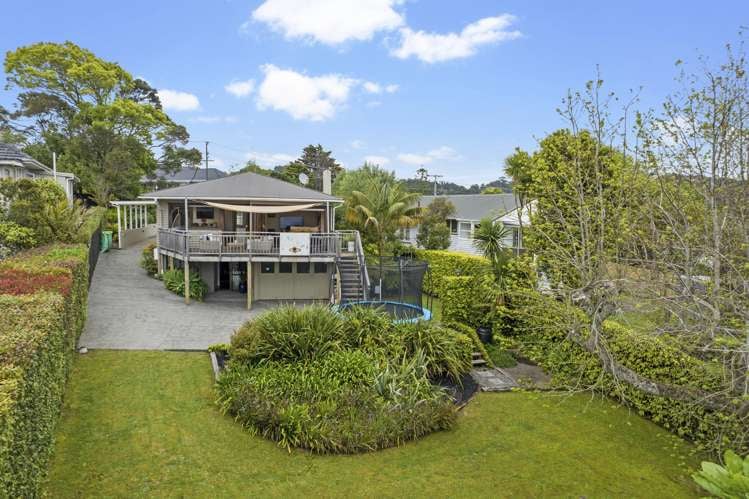 7 Highland Avenue Titirangi_0