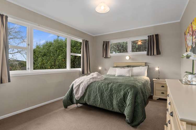 17 Waiatawa Road_4