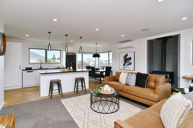 25 Dunstan Crescent Hornby_9