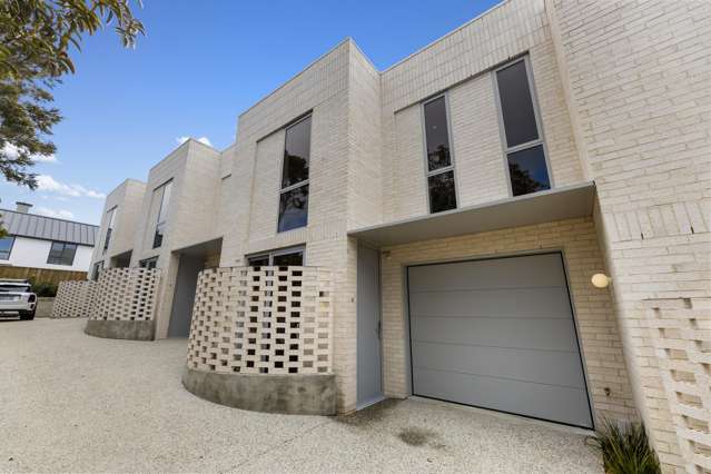 Brand-new Designer Residences - Only 2 available