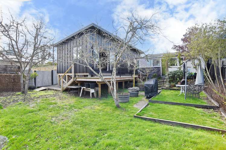 43 Batten Grove The Pines Beach_26