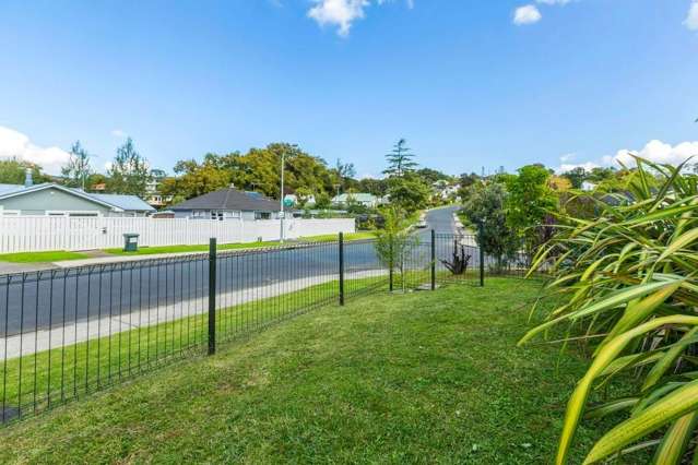 3/5 Mountbatten Avenue Hillcrest_2