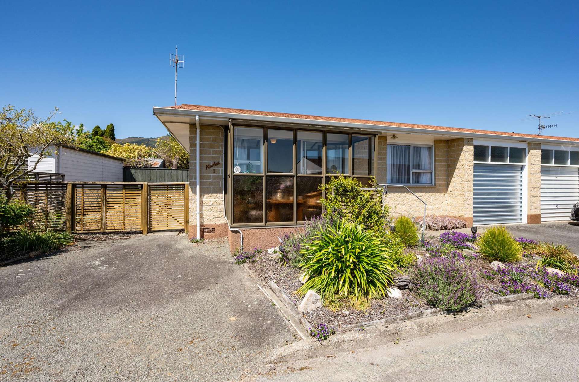 1/151a Queen Street Richmond_0