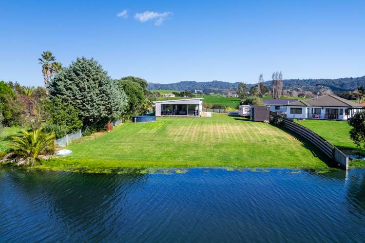 1158 East Coast Road Whakatiwai_22