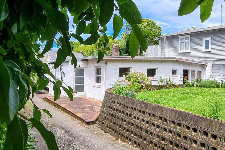 18a Lake Road Devonport_27