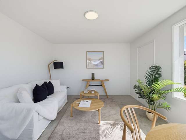 1/17 Lake Terrace Road Burwood_4