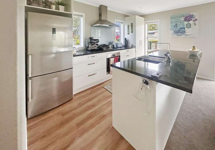 14 Brian Morgan Terrace Wainuiomata_3