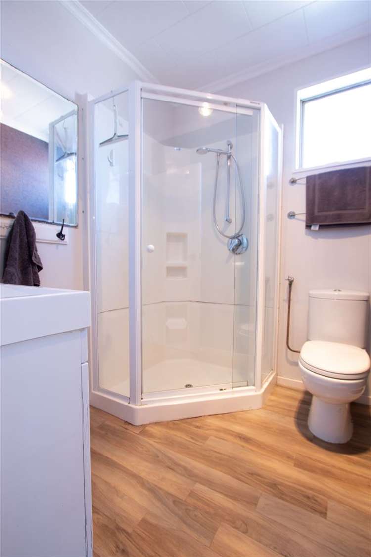 214c Gibson Quay Hokitika_8