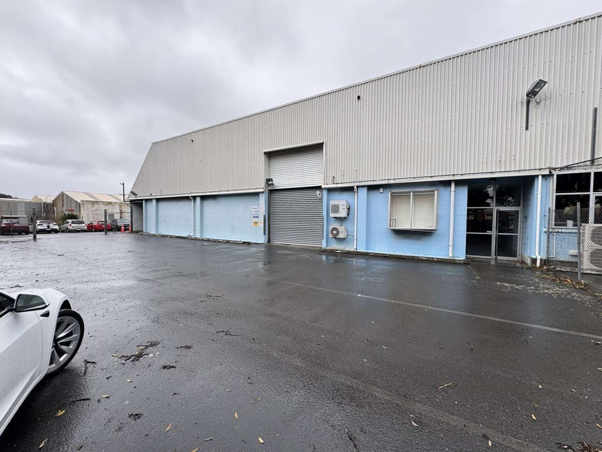 Rear warehouse/20 Kingsford Smith Street Rongotai_0