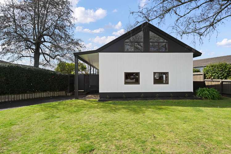 8 Elmwood Crescent Pukete_21