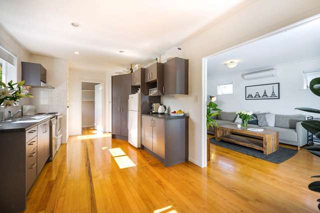 18 Lowtherhurst Road Massey_3