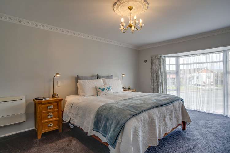 19 Temple Crescent Gleniti_13