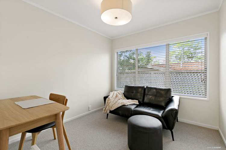 27 Mcmillan Place Mellons Bay_12