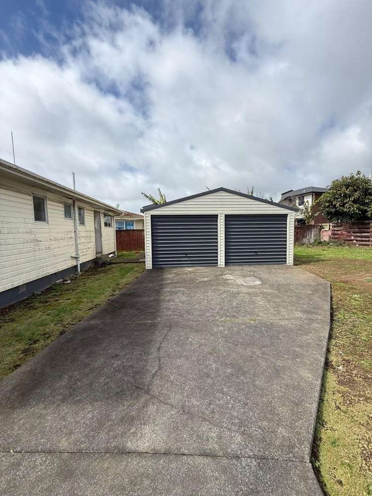 80 Windrush Close Mangere_10