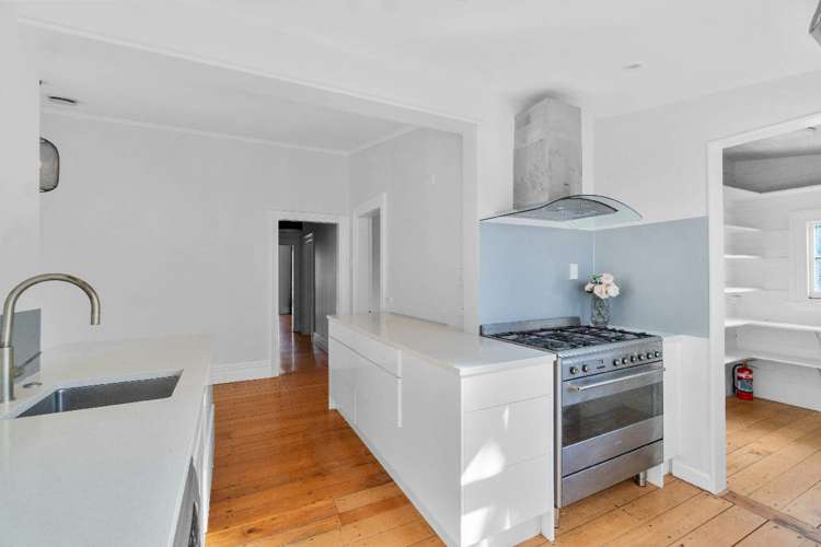 40 Candia Road_4