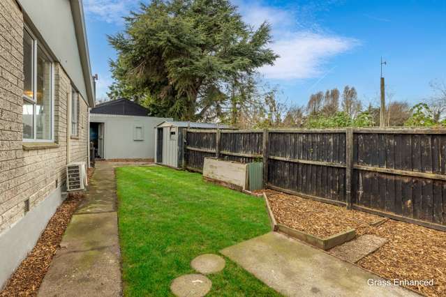 2/72C Cuffs Road Wainoni_2