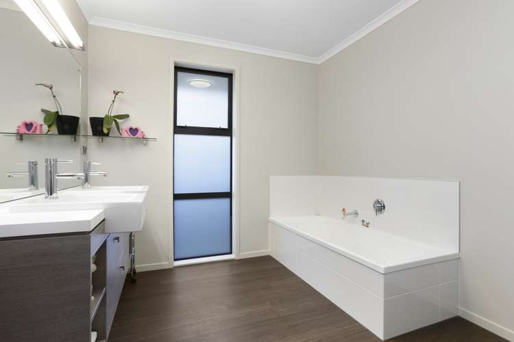 13 Seafort Lane Silverdale_10