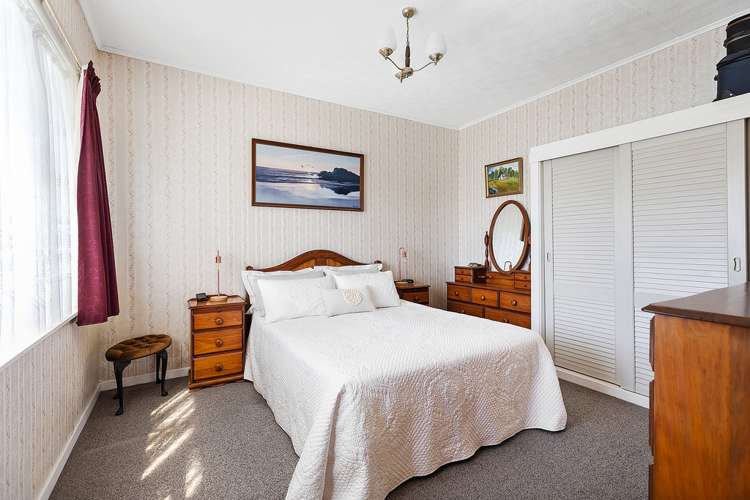 61 Tauhinu Road Miramar_12