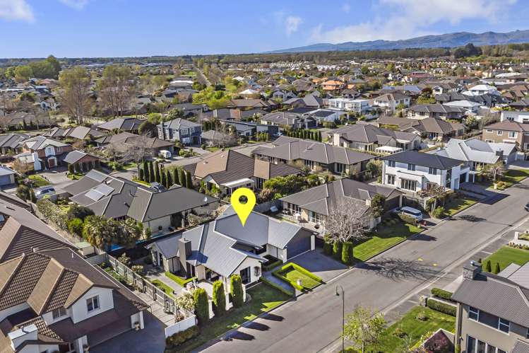 18 Applefield Court Northwood_21