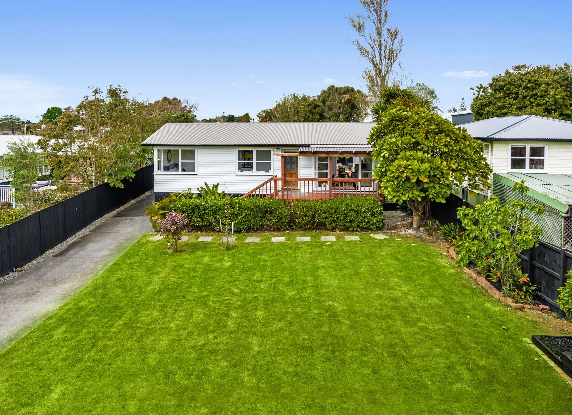 14 Justin Place Te Atatu Peninsula_0