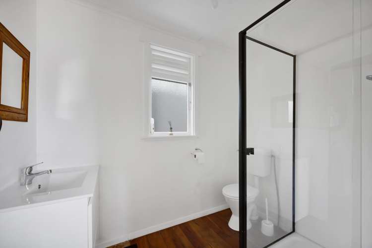 67 Manawapou Road Hawera_9