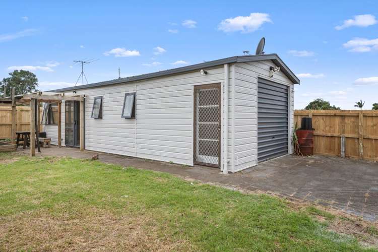 9 Larsen Road Panmure_5
