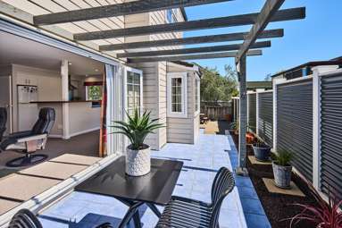 35B Cheviot Road, Lowry Bay_1
