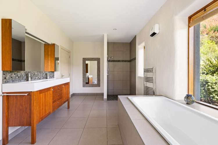 46 Mitchell Road Puketapu_36