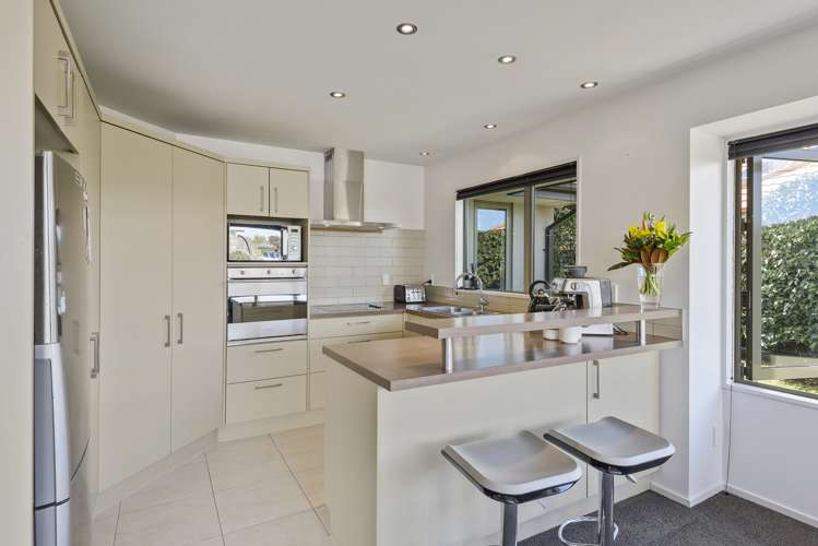 72 Eastwood Rise Waimairi Beach_3