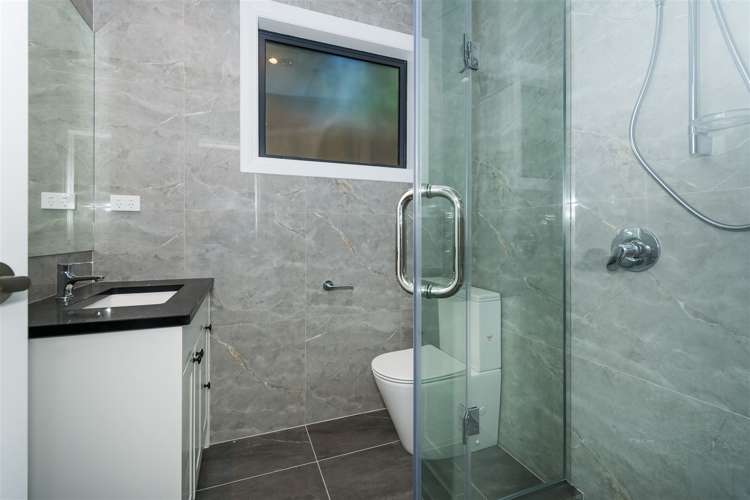 320b East Coast Road Sunnynook_28