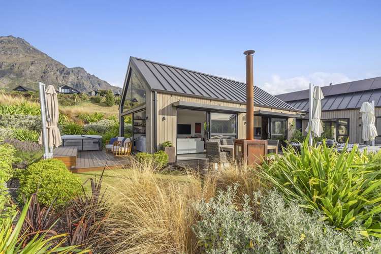 10A Kinross Lane Jacks Point_1