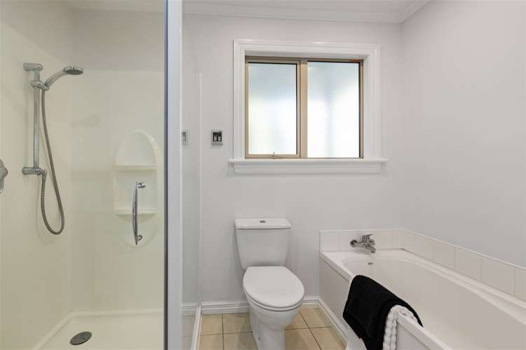 36 Gregan Crescent Burnside_13