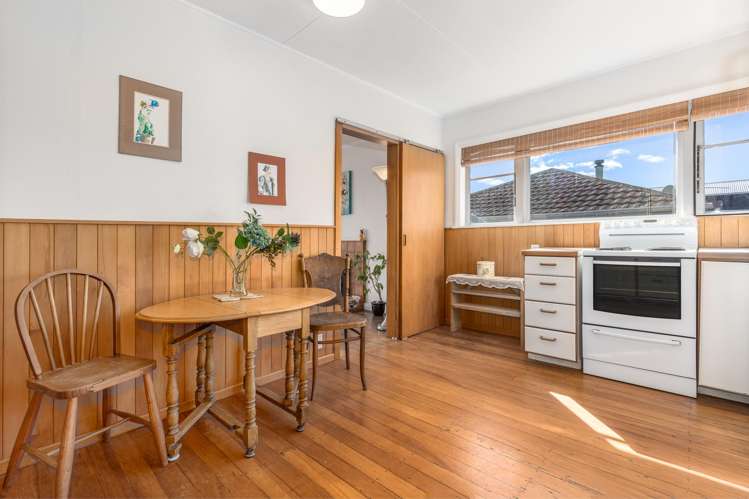 166 Wellington Road Paekakariki_6