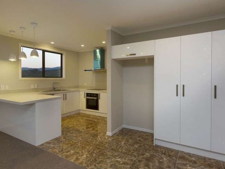 30 King Charles Drive Kingsley Heights_15