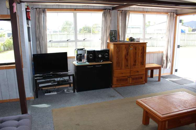 104 Ngaio Drive Matarangi_3