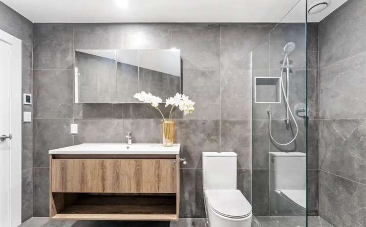 98 Walker Road Point Chevalier_21